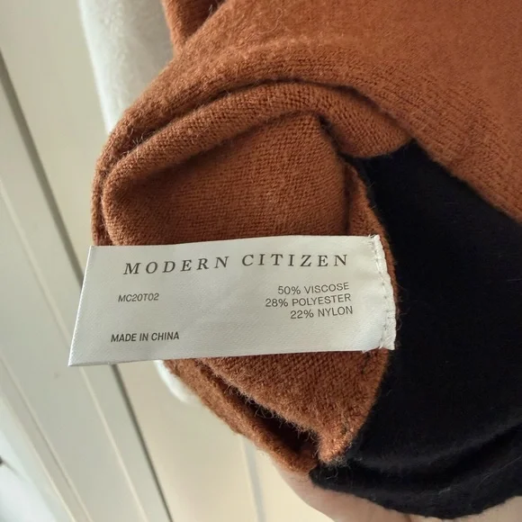Modern Citizen Calico Color Block Sweater - Black, White, and Burnt Orange - Picture 4 of 6